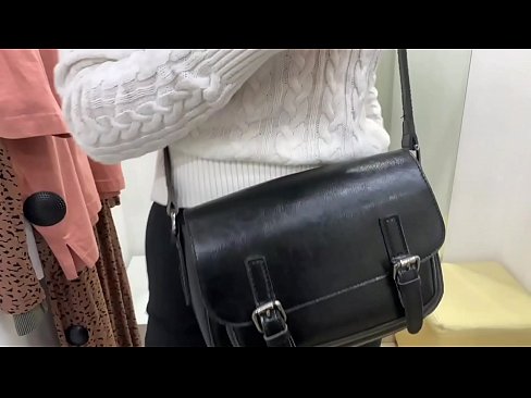 ❤️ Javna masturbacija mlade kujice FeralBerry s dildom u sobi za mjerenje ❤️❌ Jebeni video na hr.dreamlandpassionfever.ru ❌️❤
