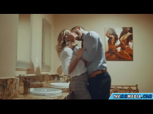 ❤️ Kad te prsata plavuša zavede u javnom zahodu ❤️❌ Jebeni video na hr.dreamlandpassionfever.ru ❌️❤